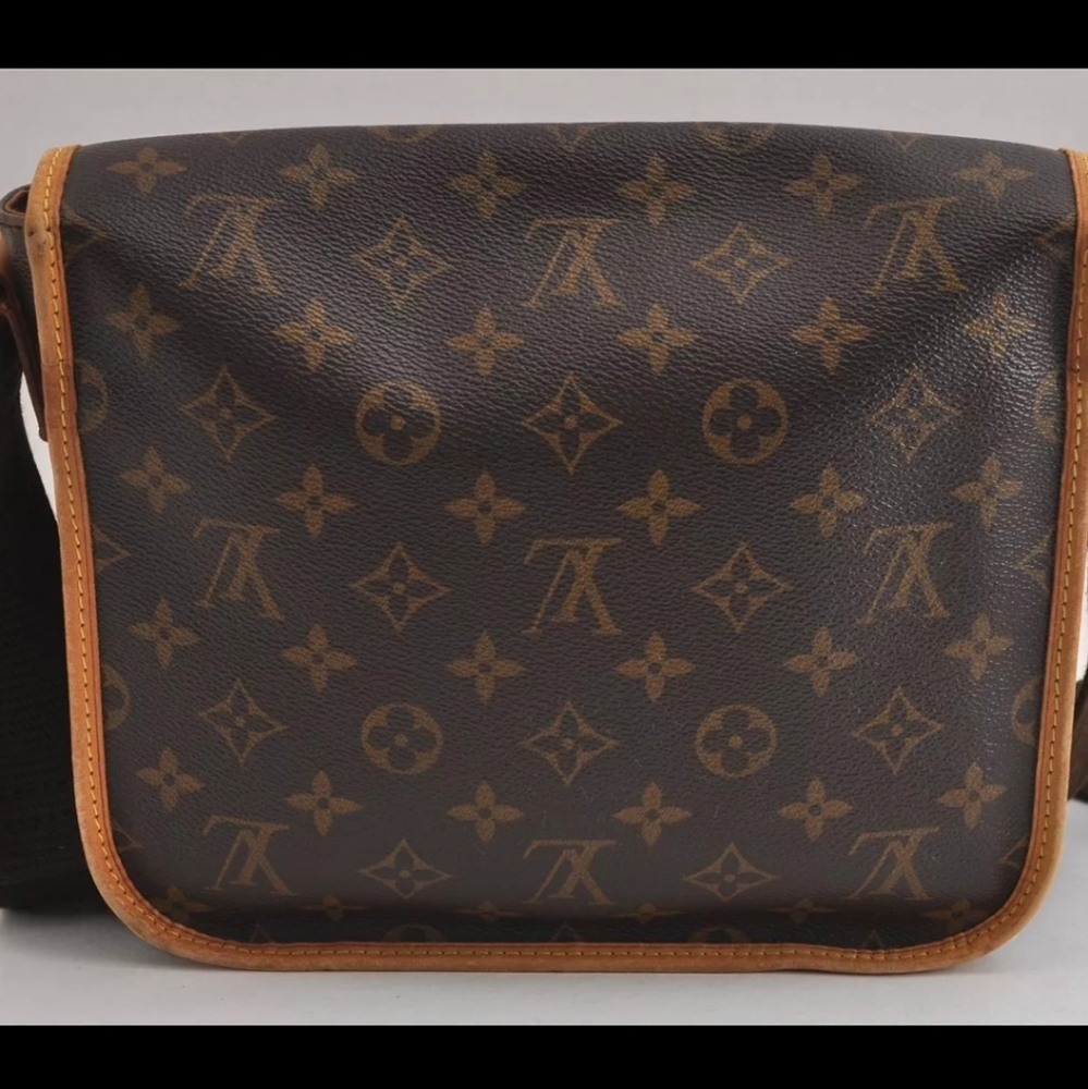 Authentic Louis Vuitton Monogram Messenger Bosphore PM Shoulder Bag - Picture 6 of 10